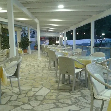 Golden Sunset Отель 3*