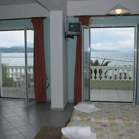 Hotel Golden Sunset